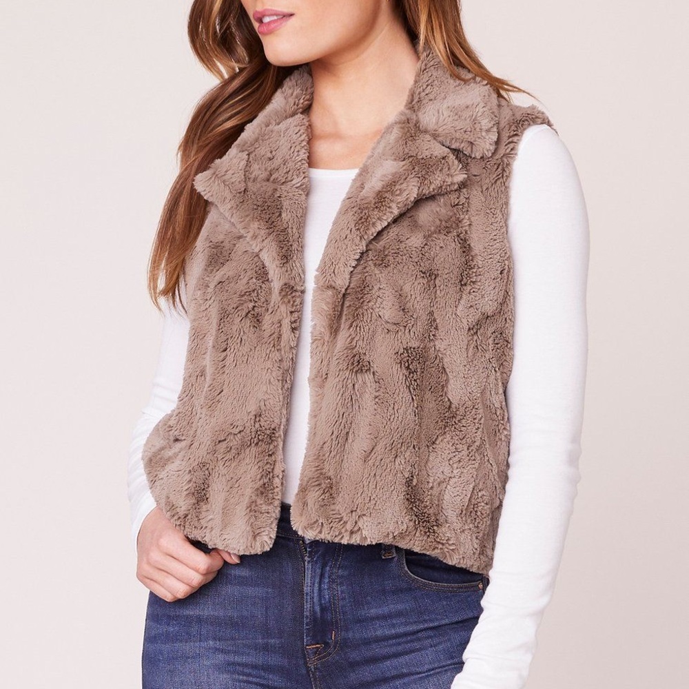 BB Dakota Mocha Faux Fur Vest
